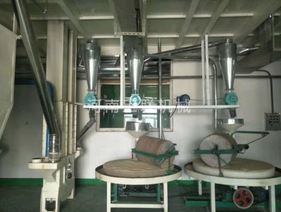 雙石碾大米設(shè)備